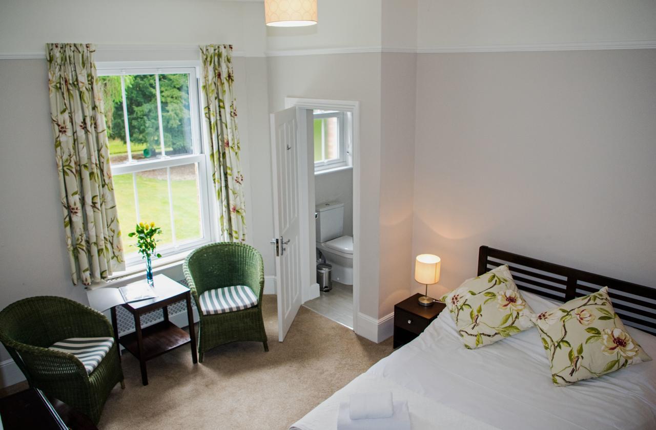 Bed and Breakfast Claridge House Lingfield Zewnętrze zdjęcie