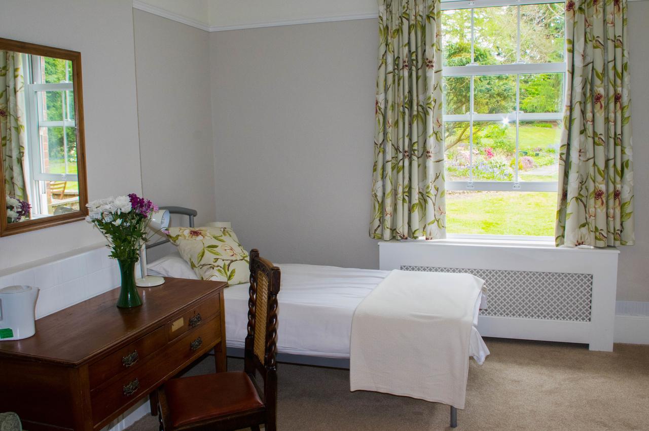 Bed and Breakfast Claridge House Lingfield Zewnętrze zdjęcie